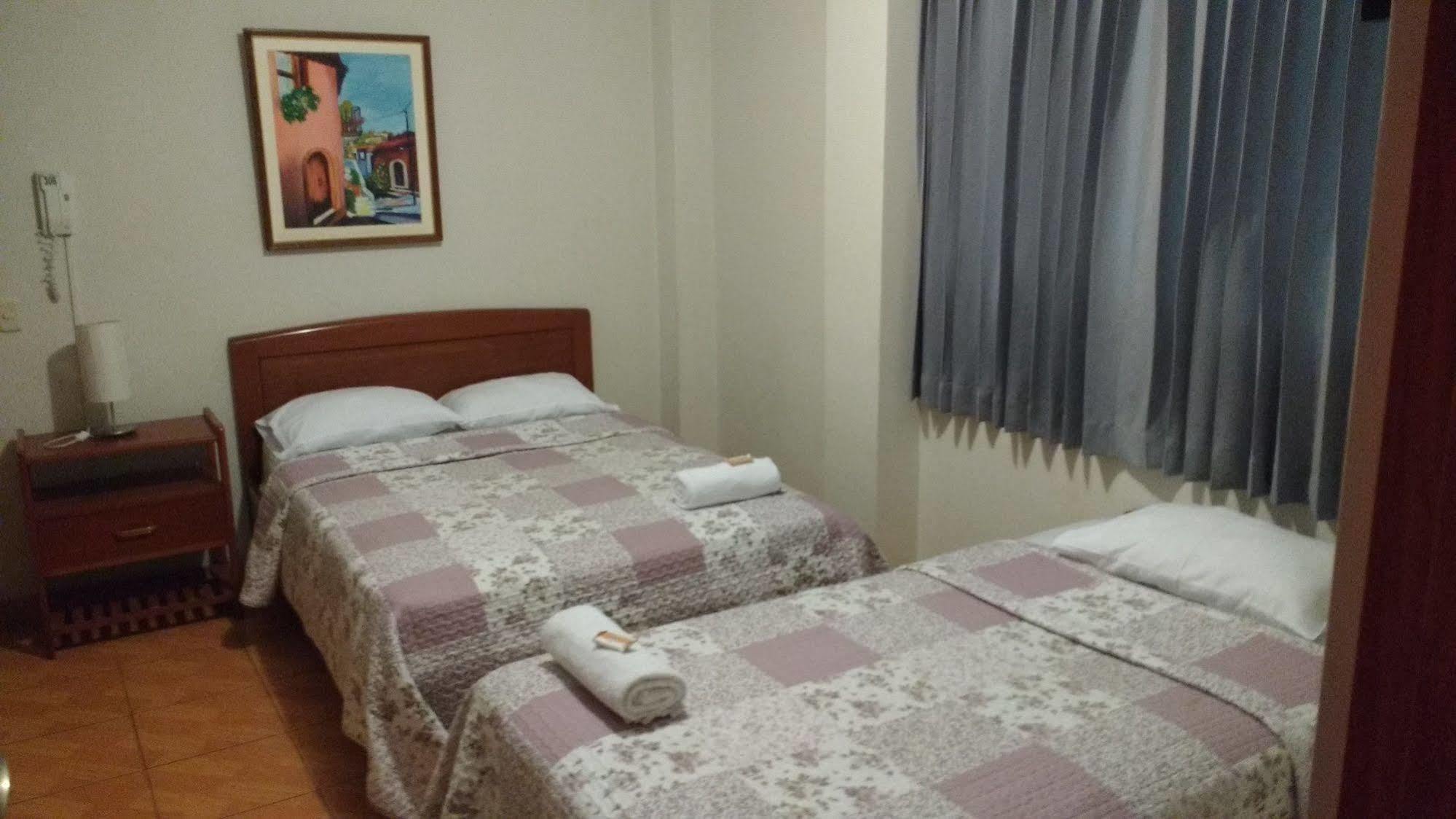 Hotel Colibri 齐克拉约 外观 照片