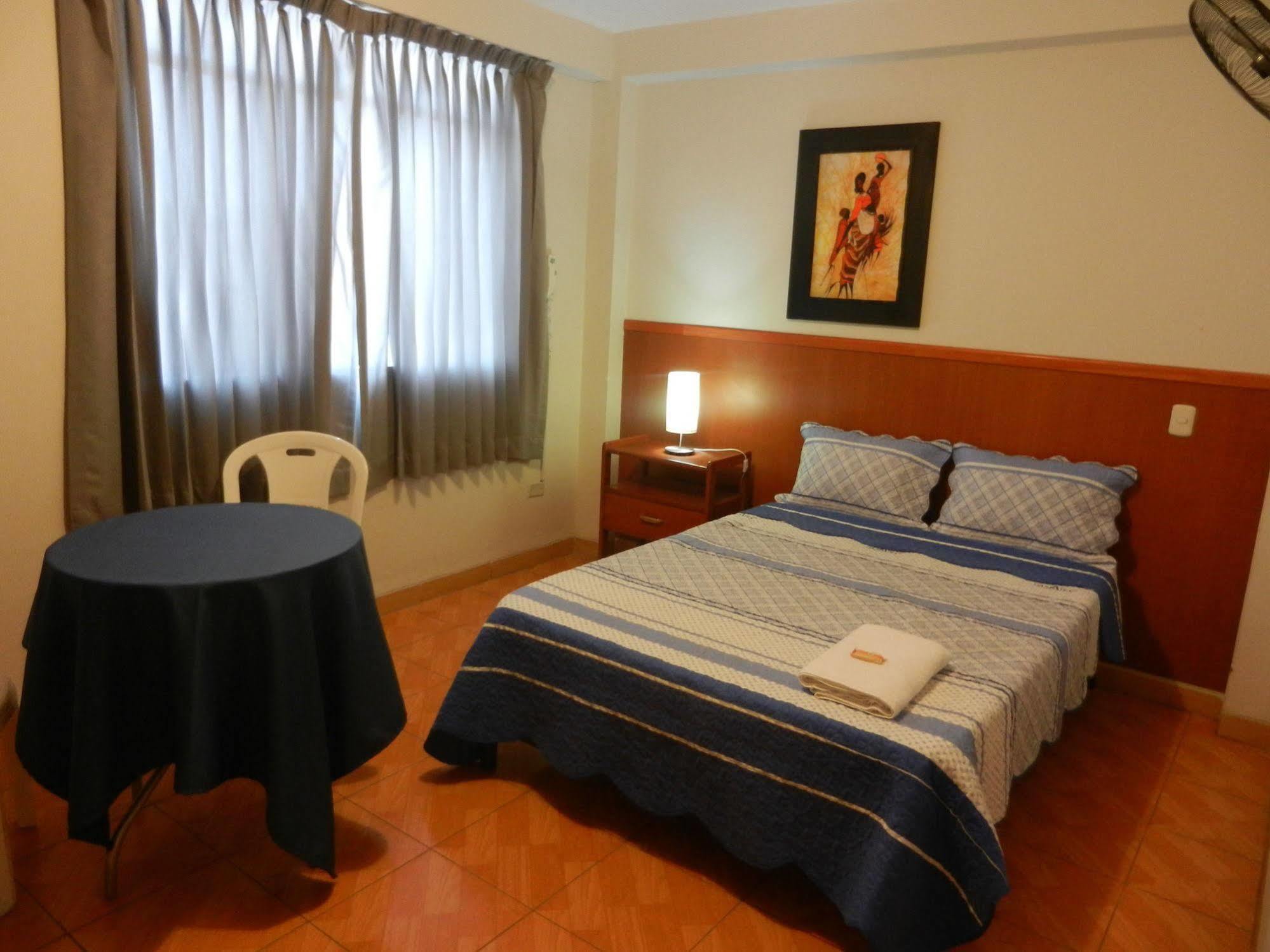 Hotel Colibri 齐克拉约 外观 照片